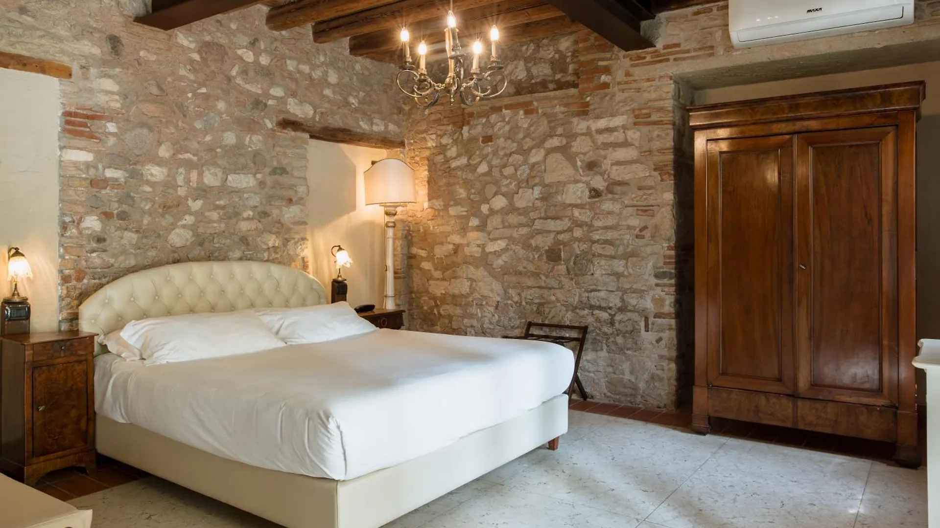 Classique Hotel Lazise 3*,  Italy